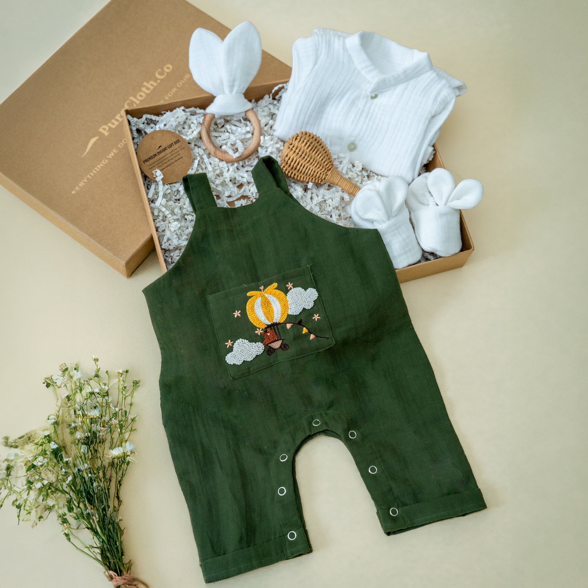 Forest Green Organic Newborn Gift Set | Little Cloud Rider