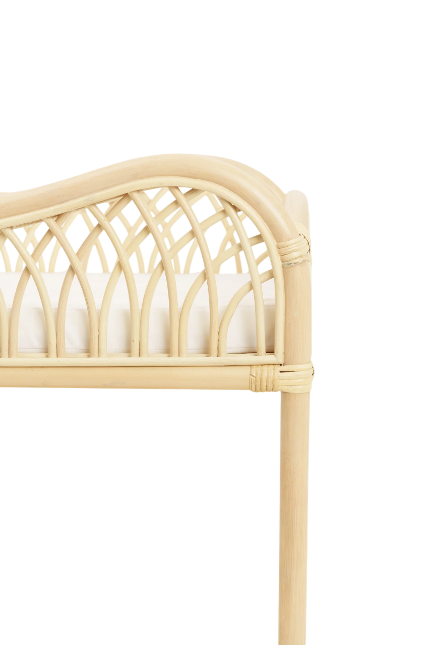 Ezee Pzee Baby Changing Station