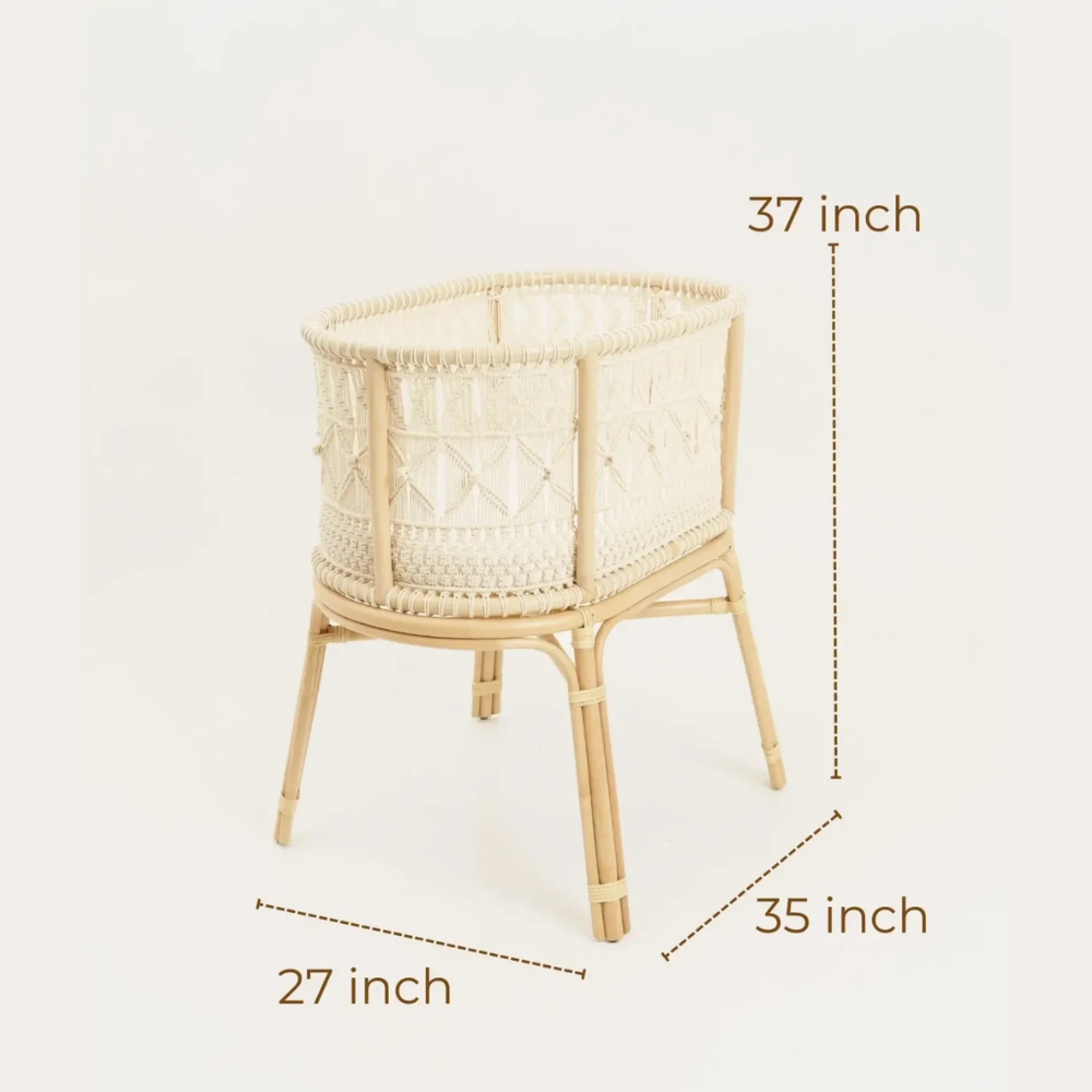 Little Lamb Bassinet