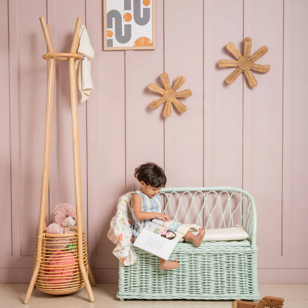 Hide ‘n’ Sleep Sofa